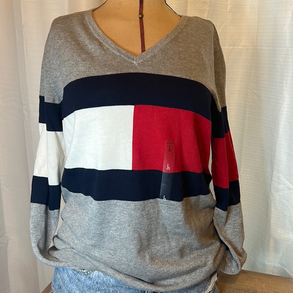 Tommy Hilfiger sweater